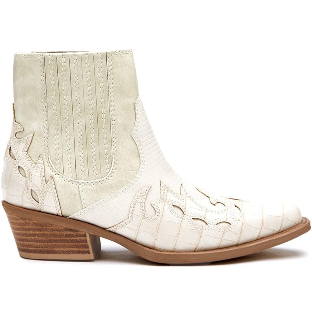 NEW Coconuts by Matisse Milo Cream Western Ankle Boots - Picture 5 of 10